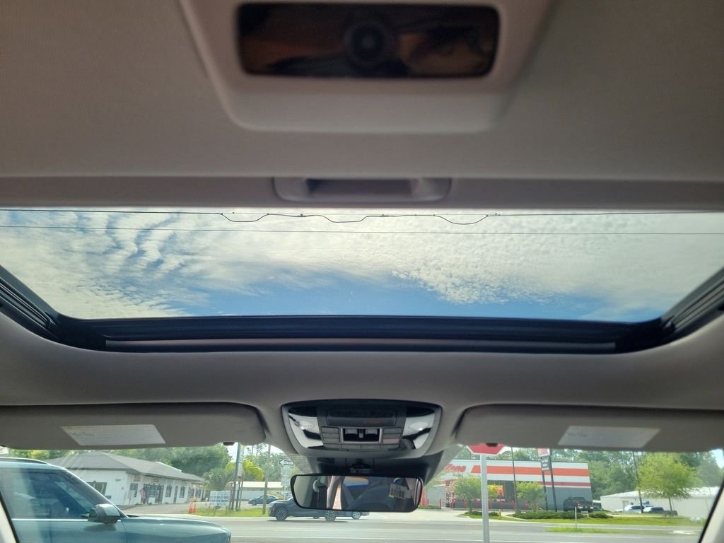 New 2026 Kia Carnival SX FWD image 20