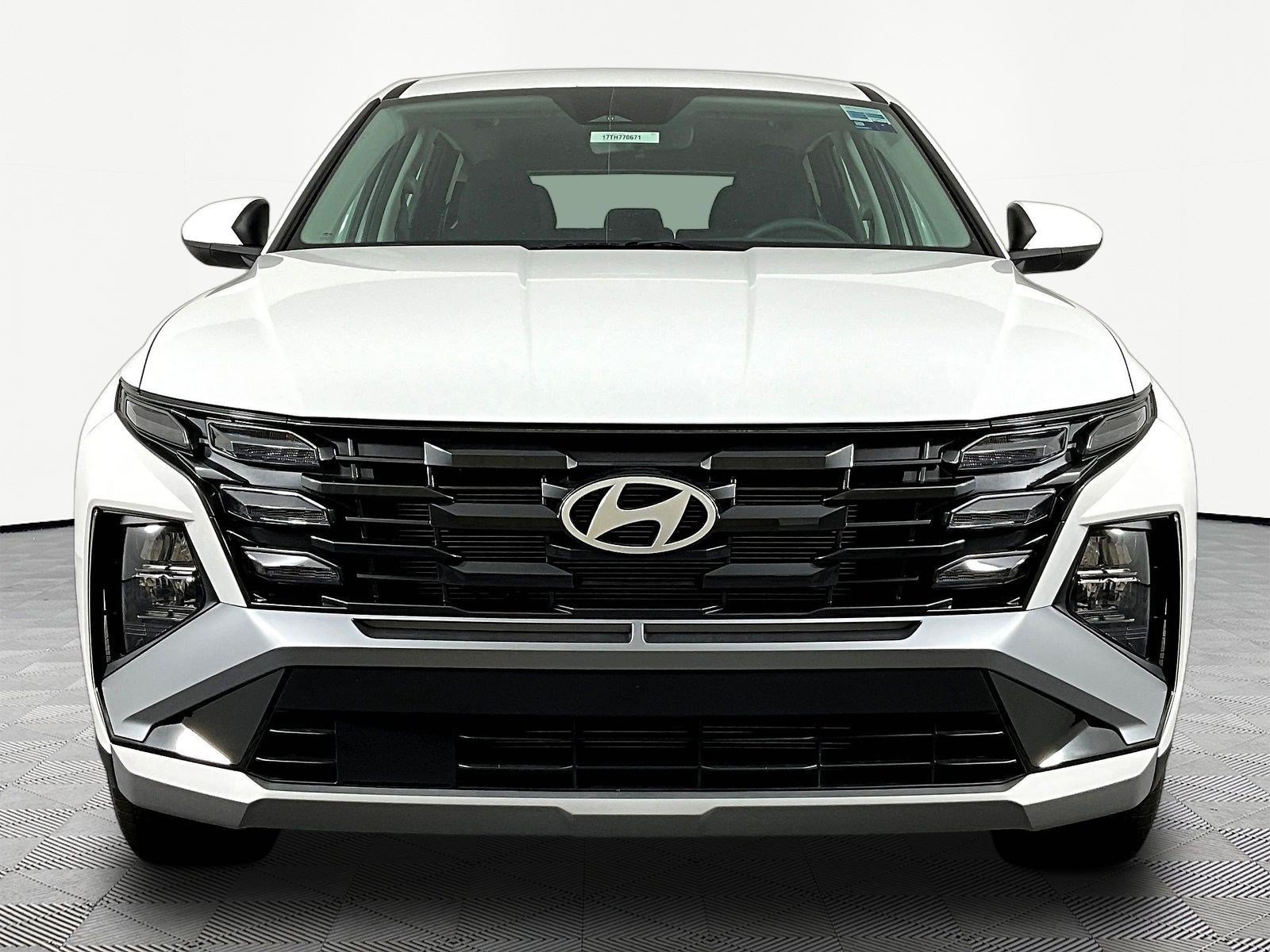New 2026 Hyundai Tucson SE AWD/4WD image 2