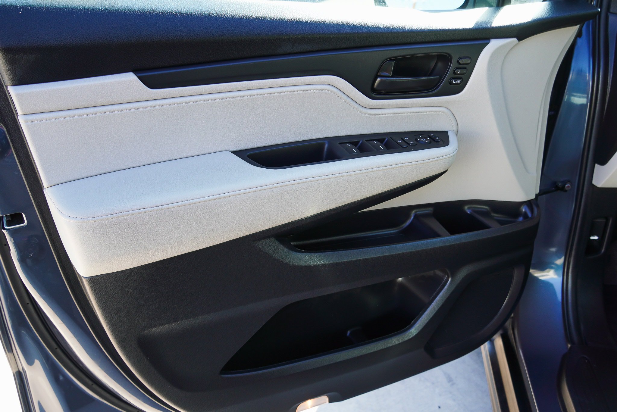 Used 2025 Honda Odyssey EX-L image 22