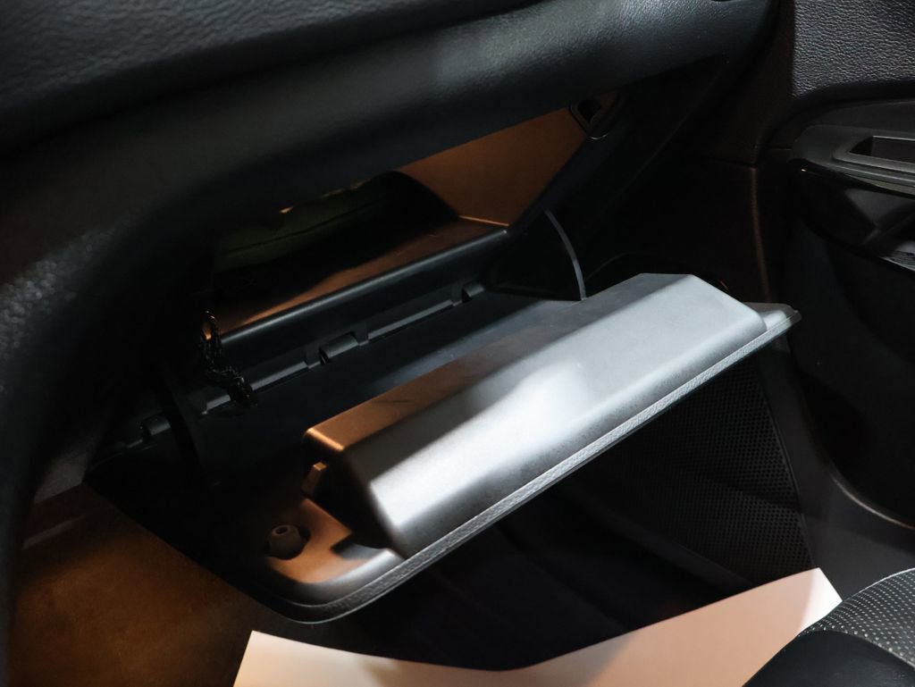 Used 2023 Jeep Cherokee Altitude Lux image 39