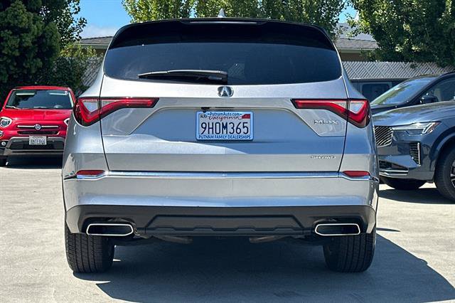 Used 2023 Acura MDX SH-AWD image 4