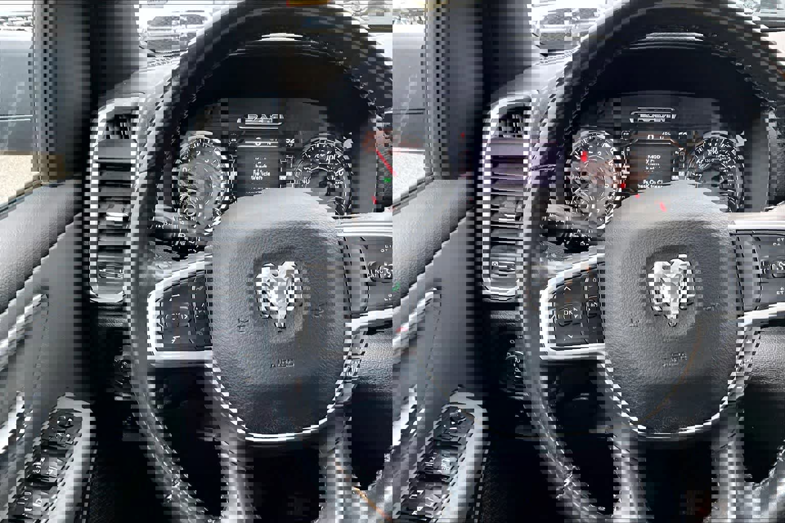 Used 2021 RAM 1500 Big Horn AWD/4WD image 25