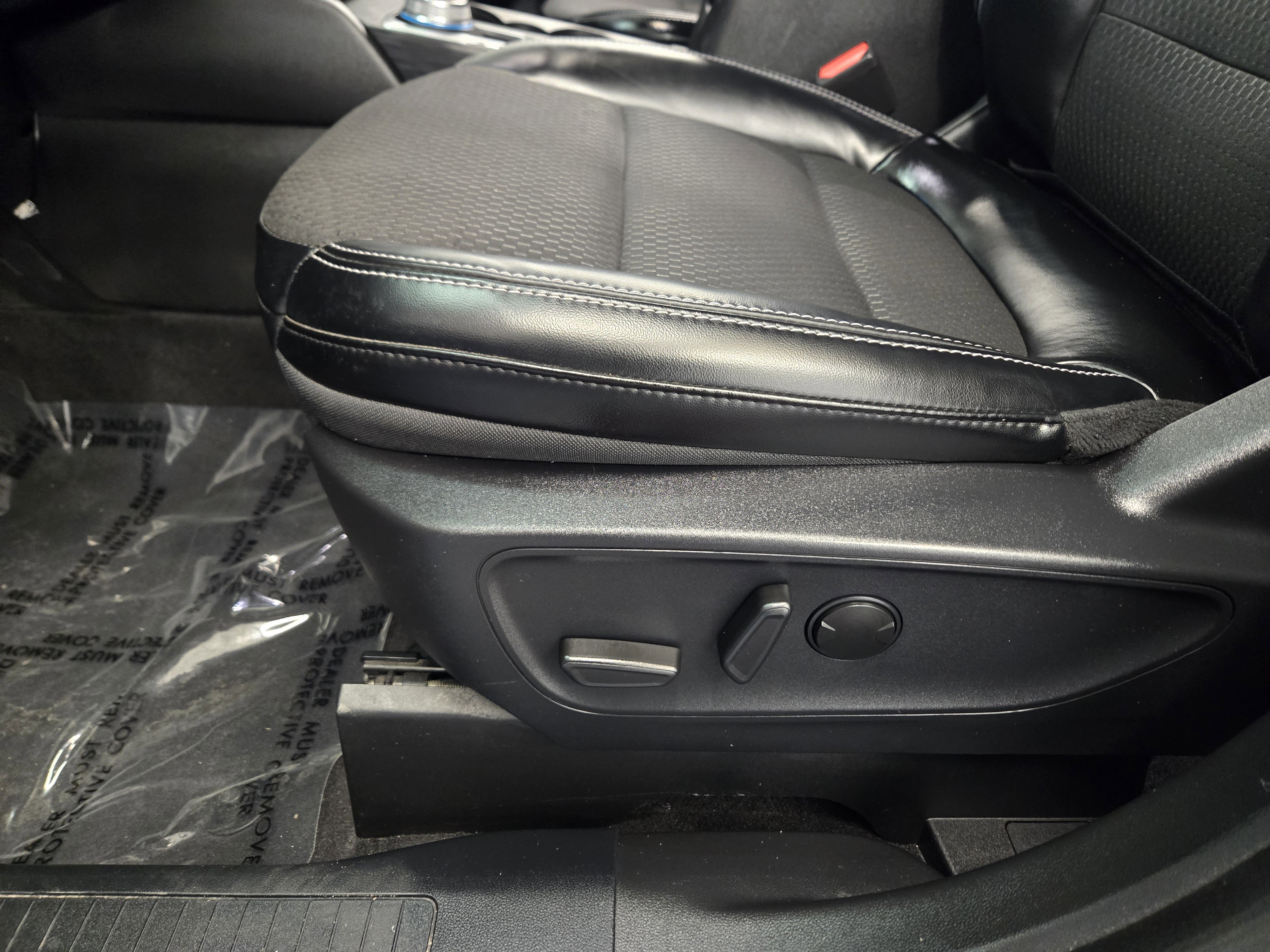 Certified 2024 Ford Escape PHEV image 23