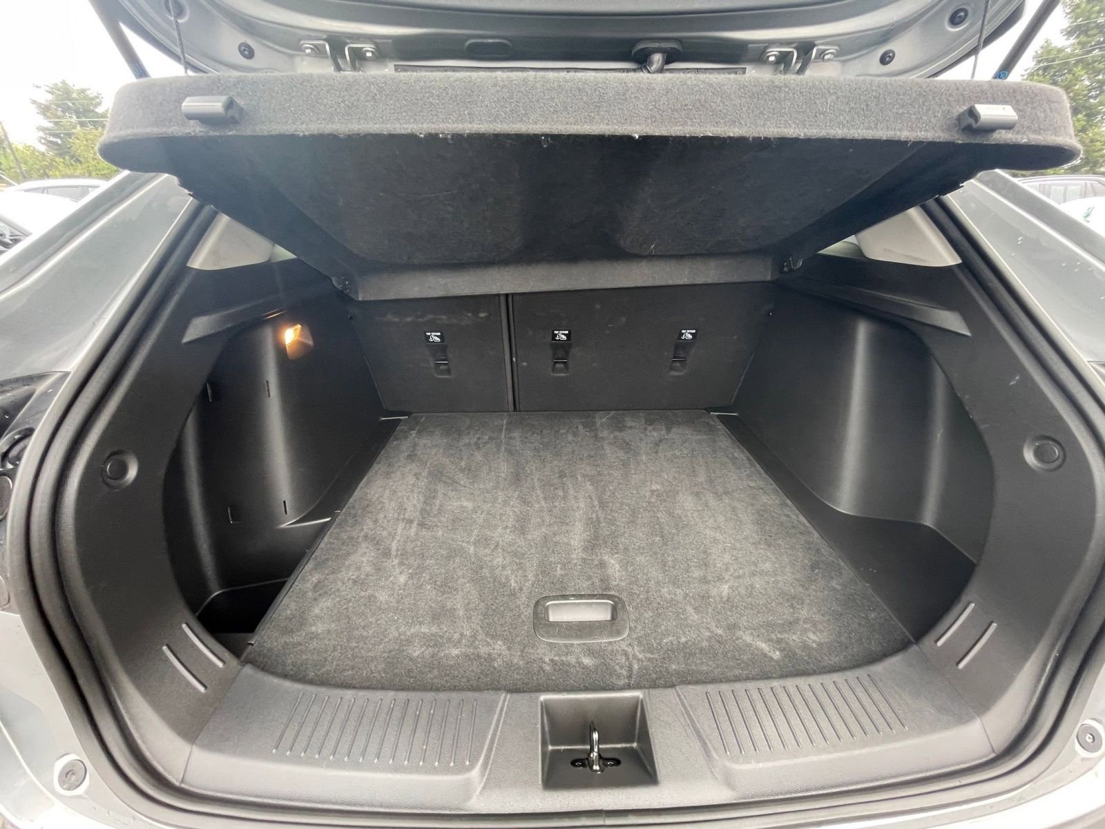 Used 2025 Chevrolet Trax LT image 25