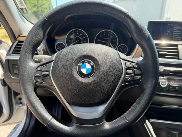 Used 2015 BMW 328i xDrive Sedan AWD/4WD image 18