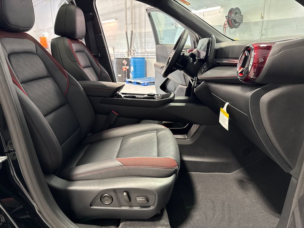 New 2027 Chevrolet Equinox RS w/ Safety and Technology Package AWD/4WD image 35