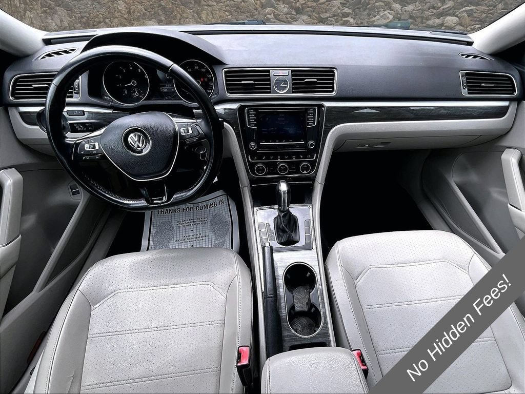 Used 2016 Volkswagen Passat 1.8T SE FWD image 14