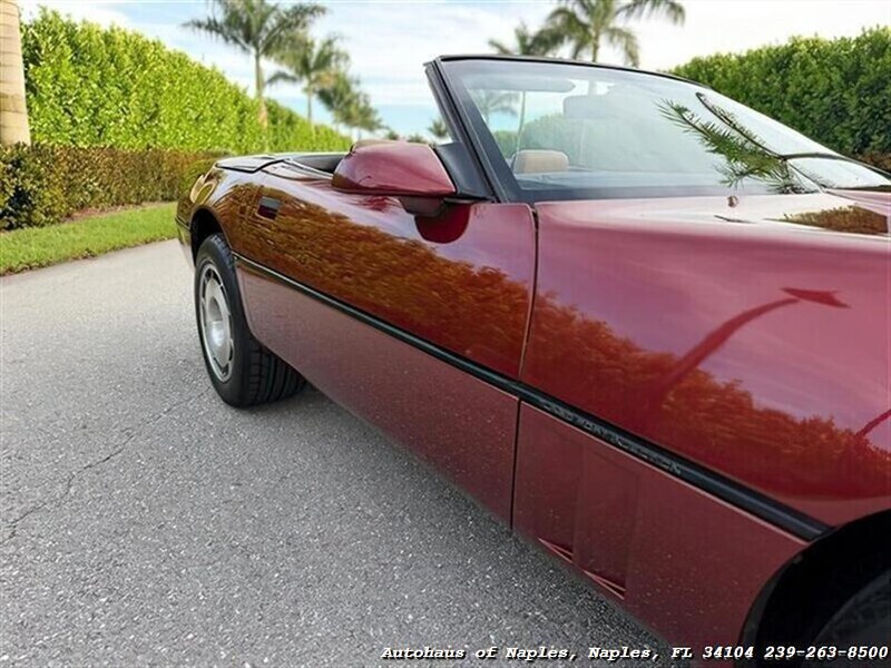 Used 1987 Chevrolet Corvette Convertible RWD image 31