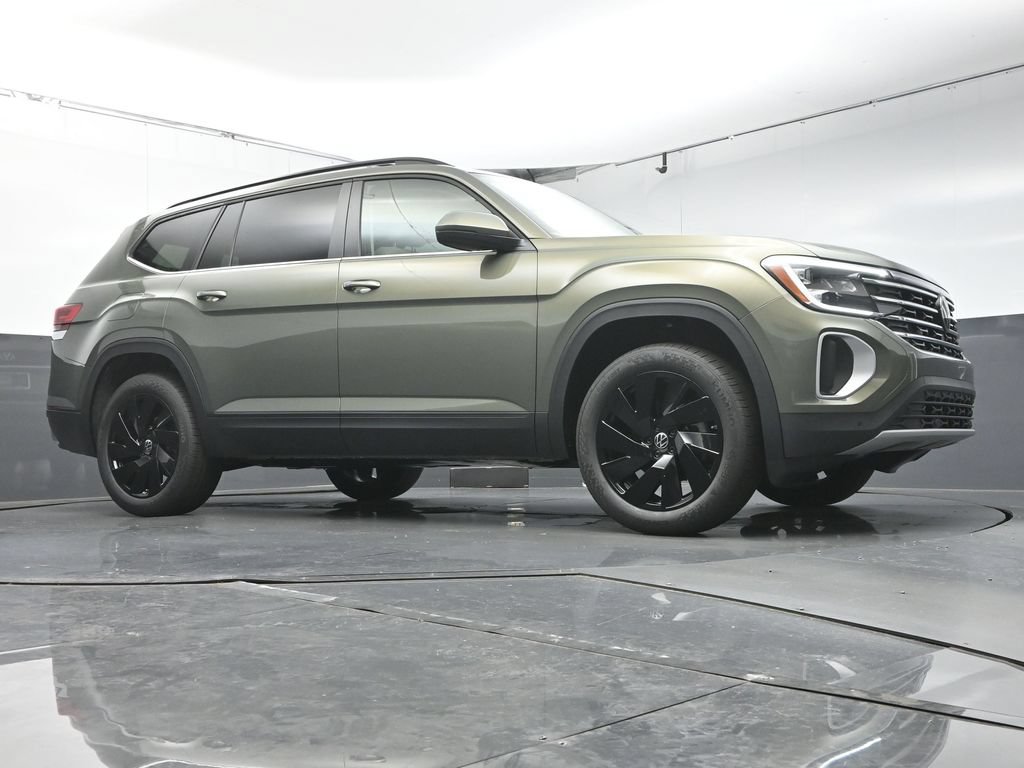 New 2026 Volkswagen Atlas SE FWD image 41