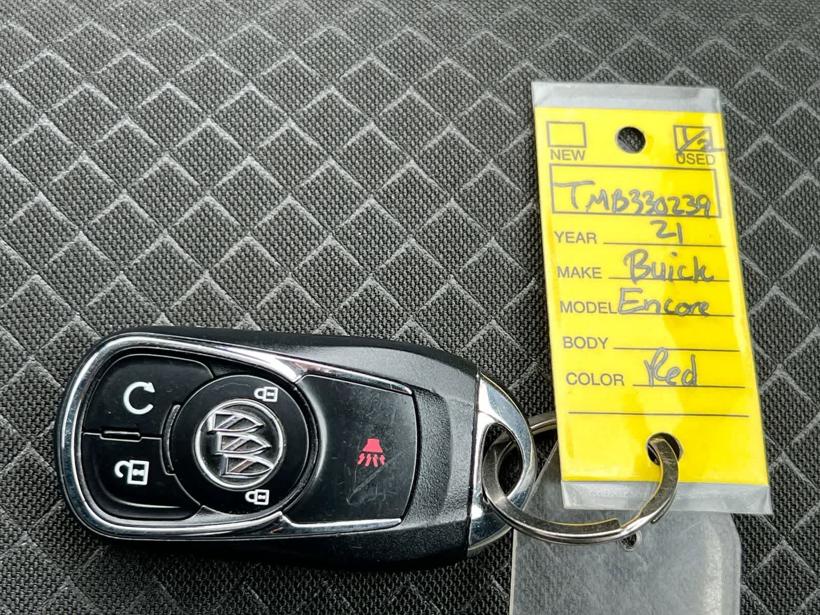 Used 2021 Buick Encore Preferred w/ Safety Package II AWD/4WD image 34