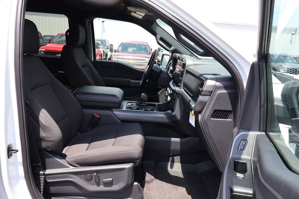 New 2026 Ford F150 XLT w/ Equipment Group 302A MID AWD/4WD image 23