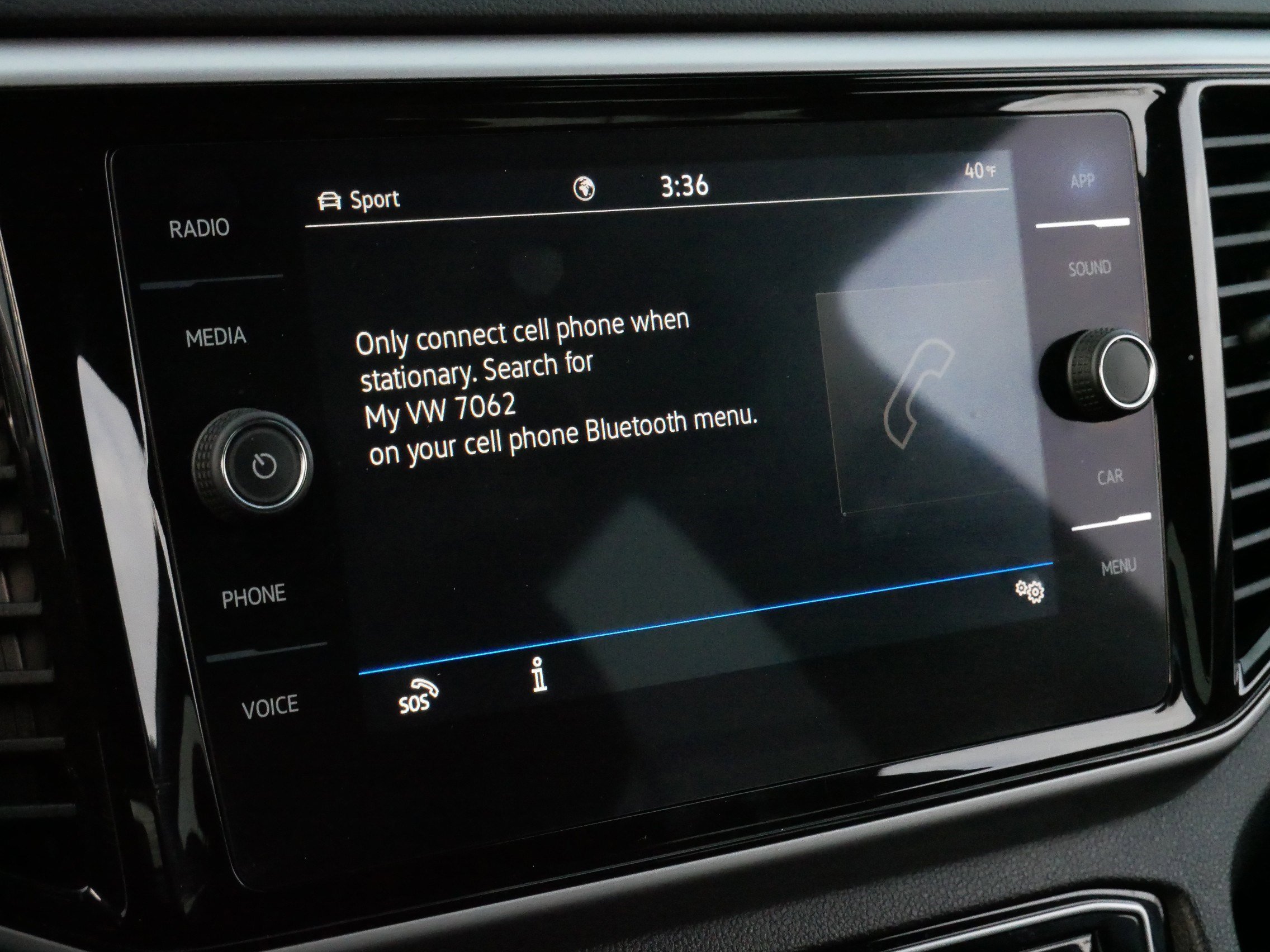 Certified 2023 Volkswagen Atlas Cross Sport SE image 23