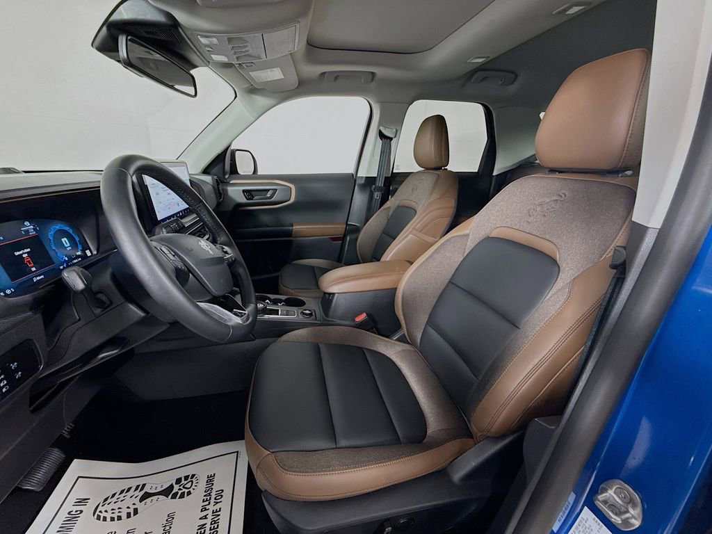 Certified 2025 Ford Bronco Sport Outer Banks w/ Outer Banks Tech Package+ AWD/4WD image 2