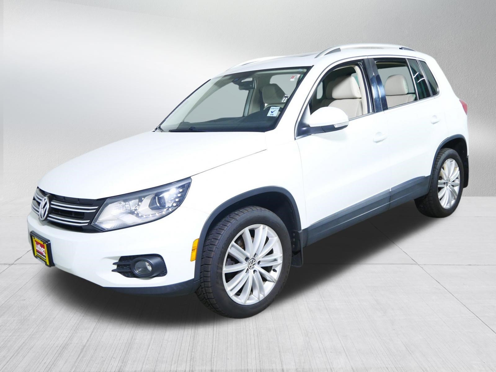 Used 2016 Volkswagen Tiguan SE AWD/4WD image 3