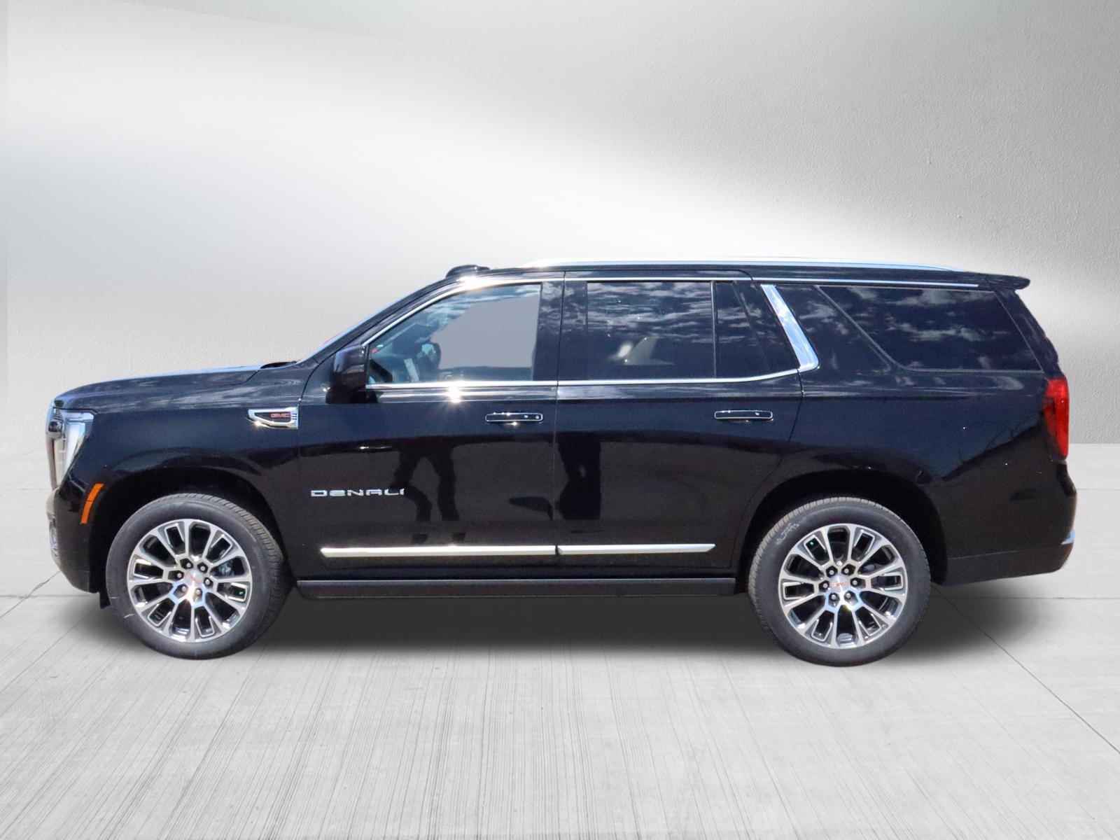 New 2026 GMC Yukon Denali w/ Denali Reserve Package AWD/4WD image 4