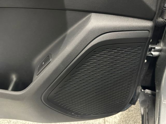 Used 2024 Chevrolet Traverse Z71 image 24