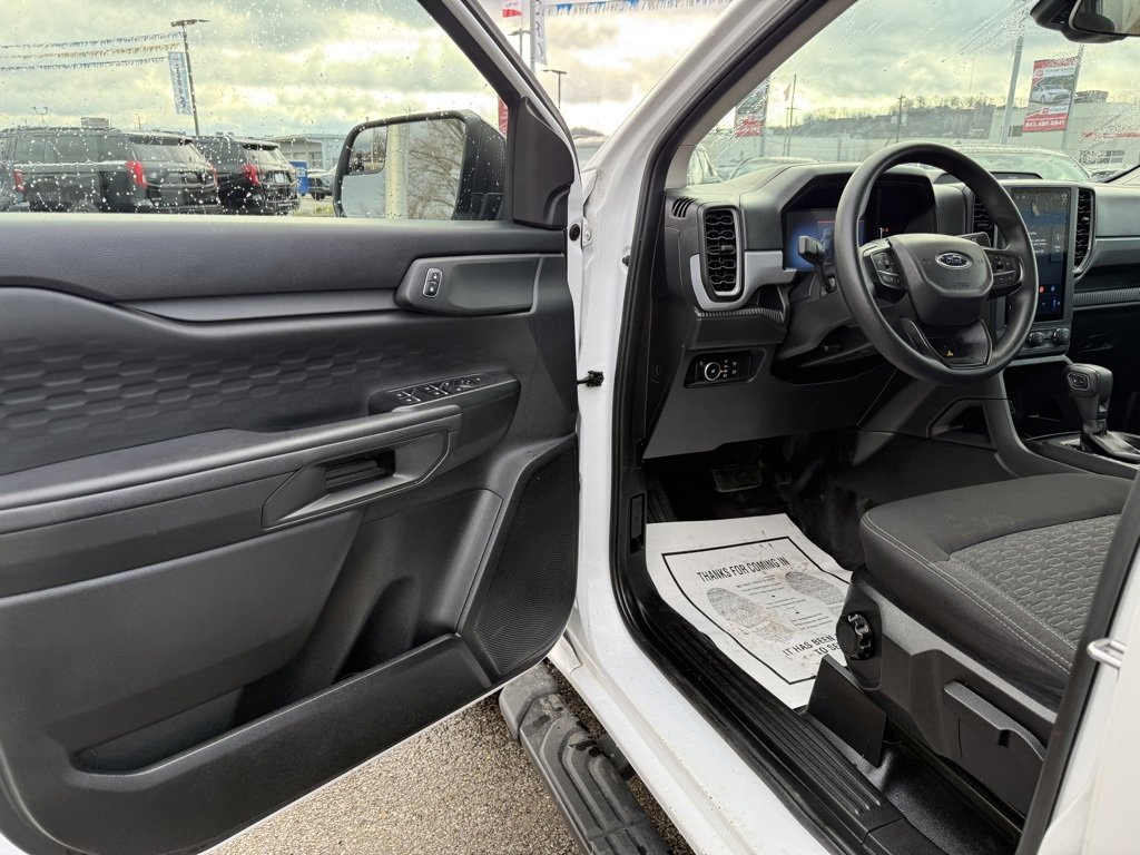 Used 2024 Ford Ranger XL image 13