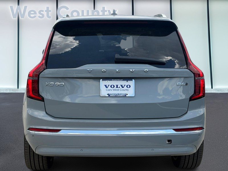 Certified 2026 Volvo XC90 B6 Plus AWD/4WD image 6