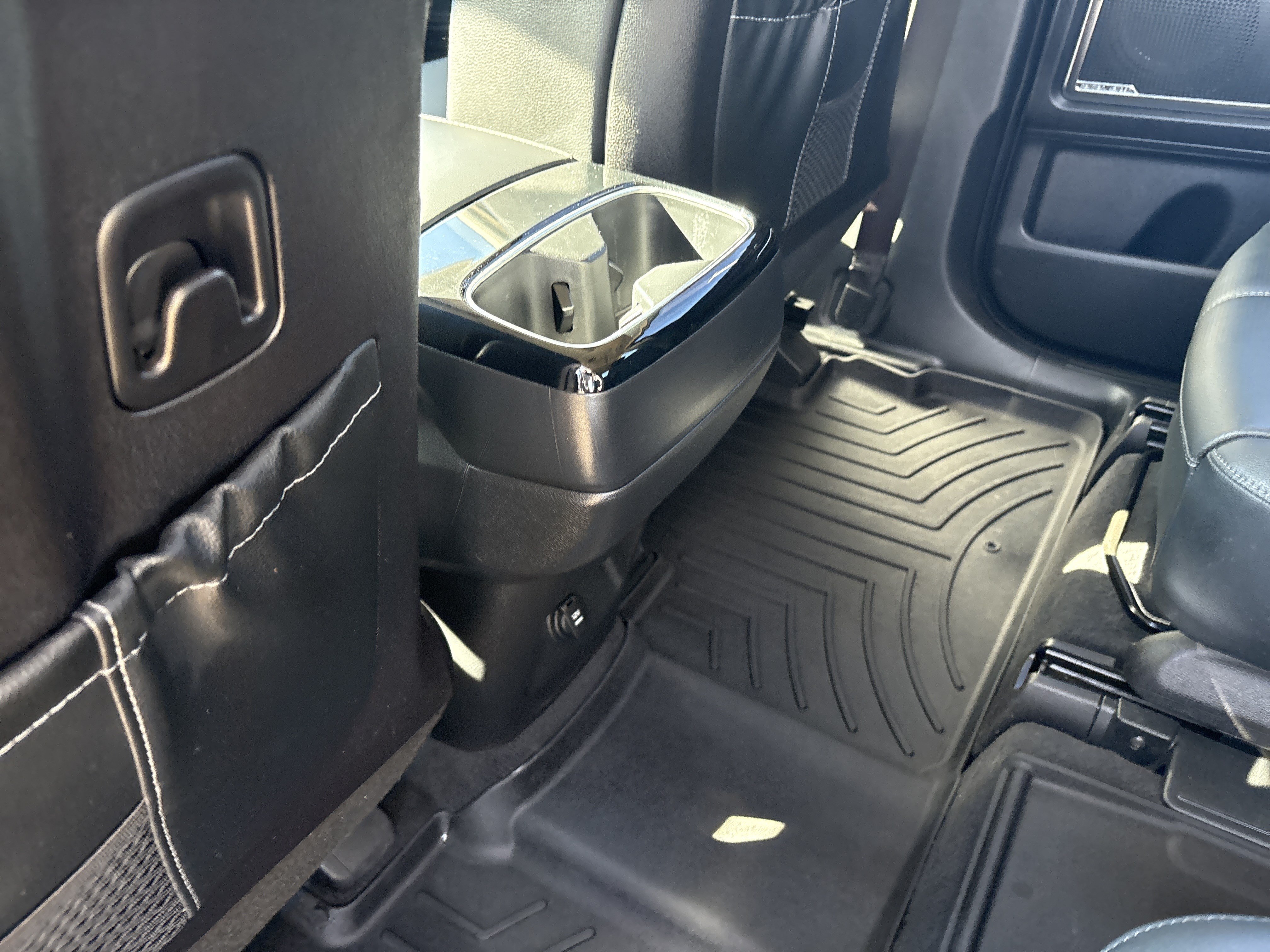Used 2024 Kia Telluride SX AWD/4WD image 17