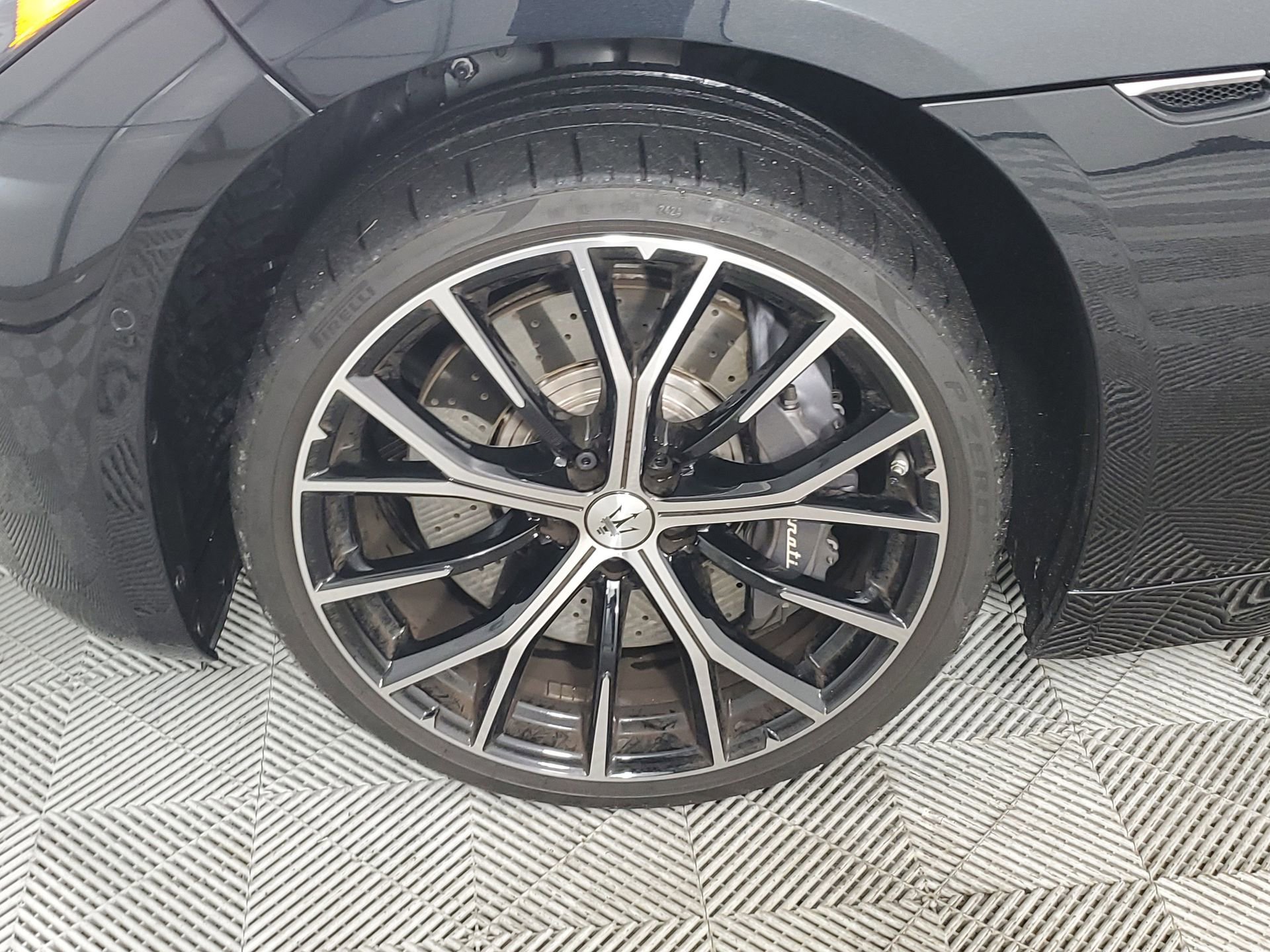 Used 2025 Maserati GranCabrio Modena image 17