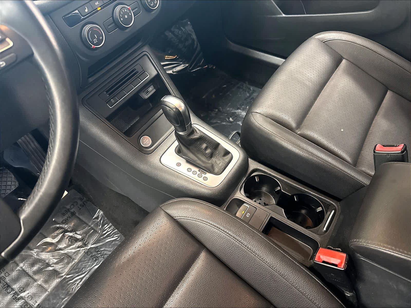 Used 2016 Volkswagen Tiguan S FWD image 21