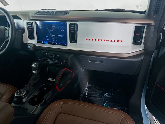 Used 2024 Ford Bronco Heritage Edition AWD/4WD image 22