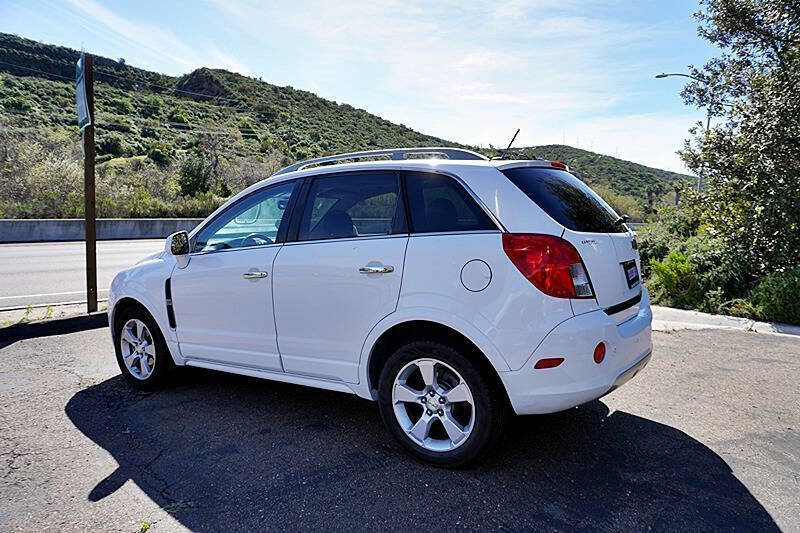 Used 2013 Chevrolet Captiva Sport LTZ FWD image 8