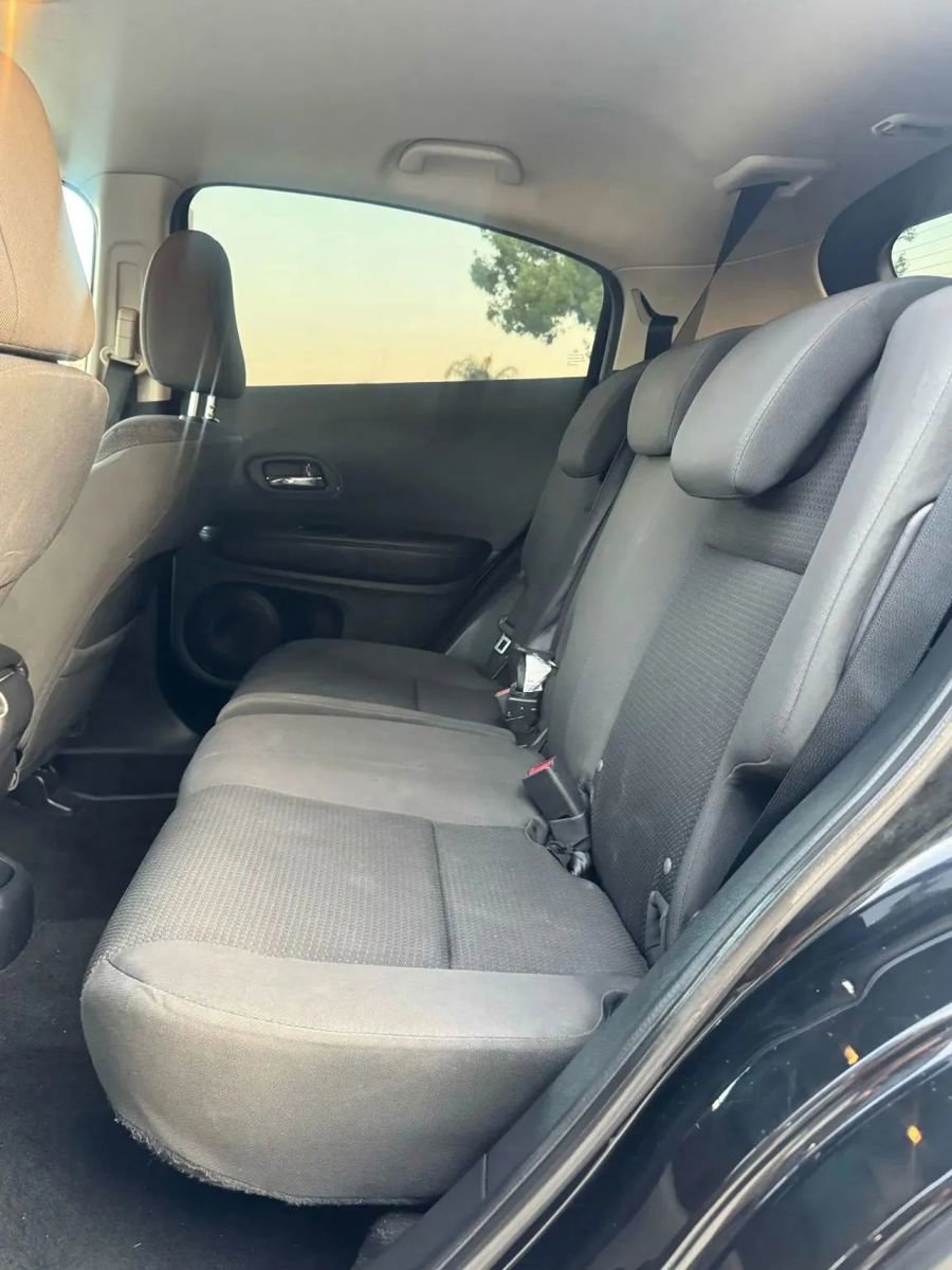 Used 2019 Honda HR-V LX image 21