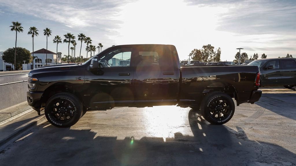 New 2026 RAM 2500 Big Horn AWD/4WD image 14