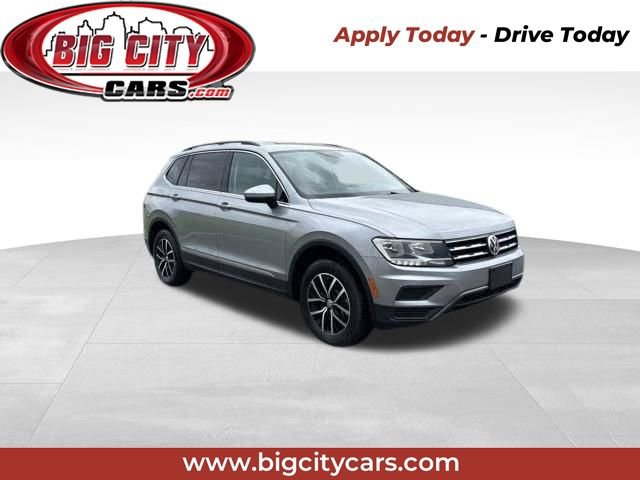 Used 2021 Volkswagen Tiguan SE AWD/4WD image 1