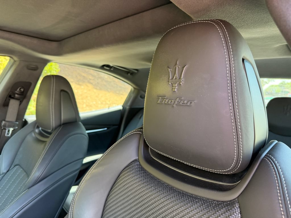 Used 2021 Maserati Ghibli Trofeo RWD image 32