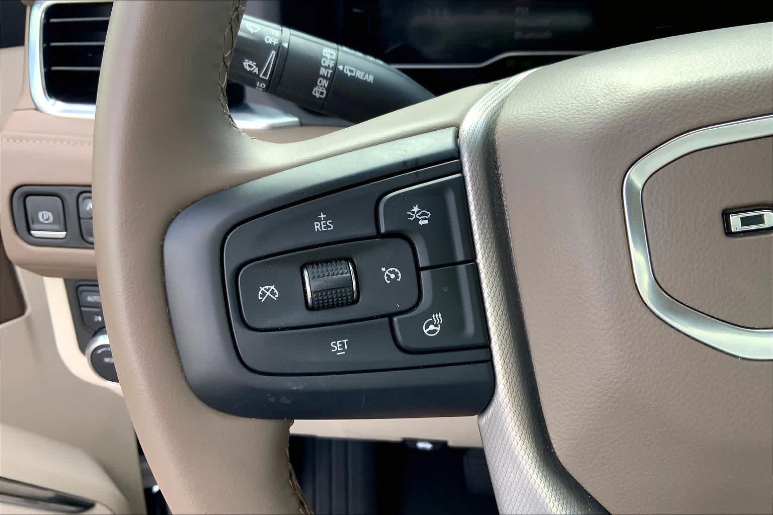 Used 2023 GMC Yukon XL Denali w/ Max Trailering Package AWD/4WD image 24