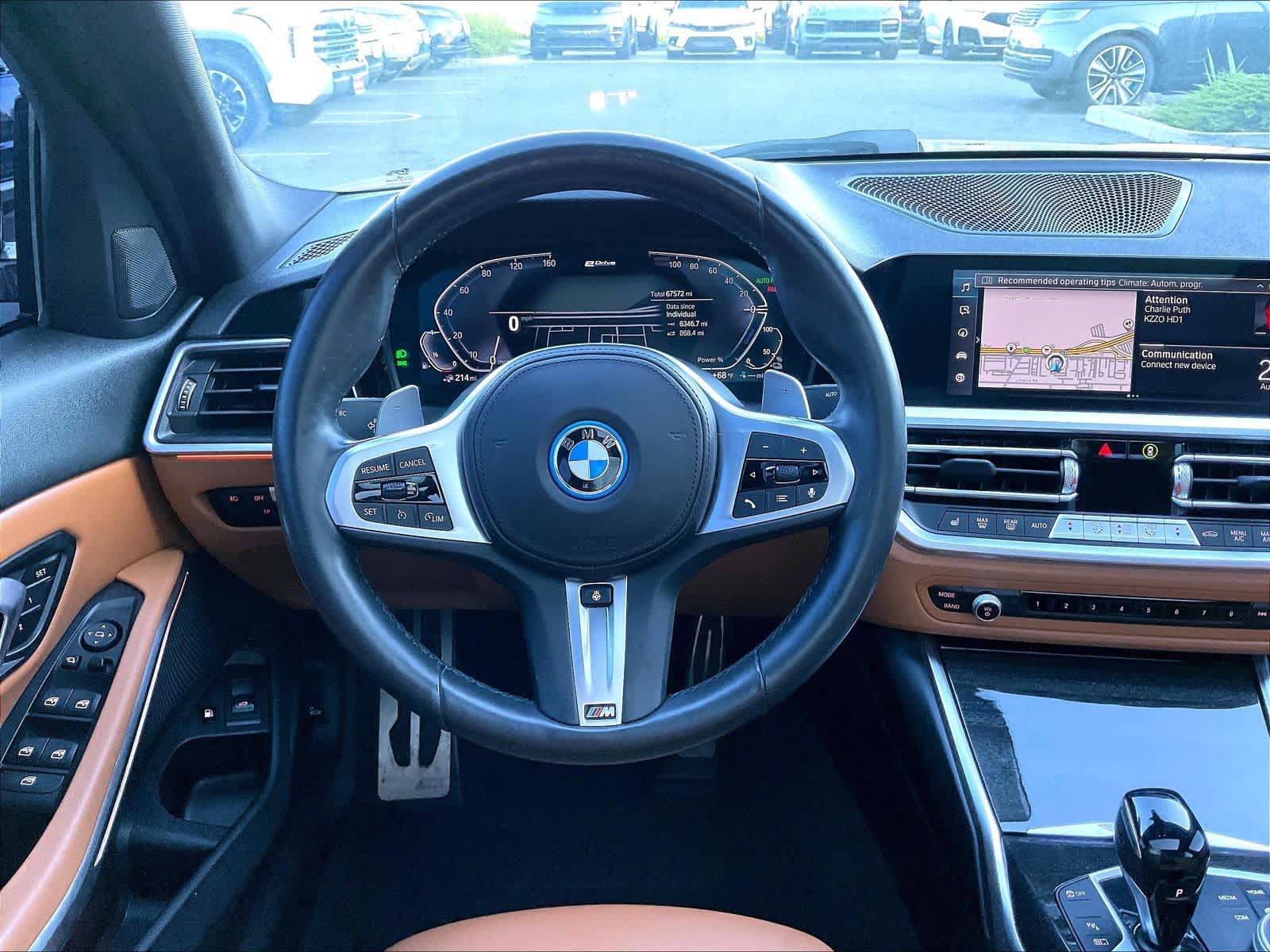 Used 2022 BMW 330e w/ M Sport Package RWD image 7