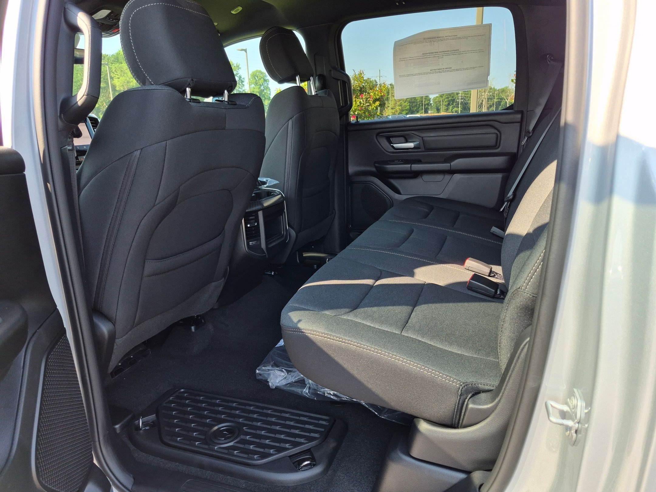 New 2026 RAM 1500 Express AWD/4WD image 17