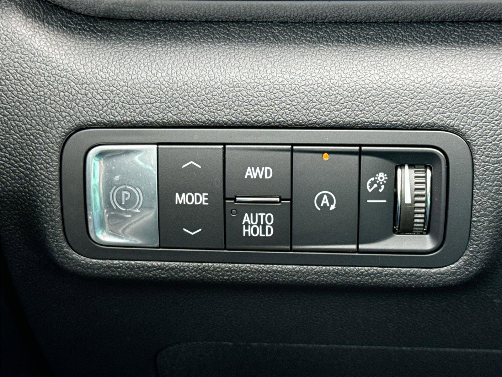 Used 2026 GMC Terrain Denali AWD/4WD image 31