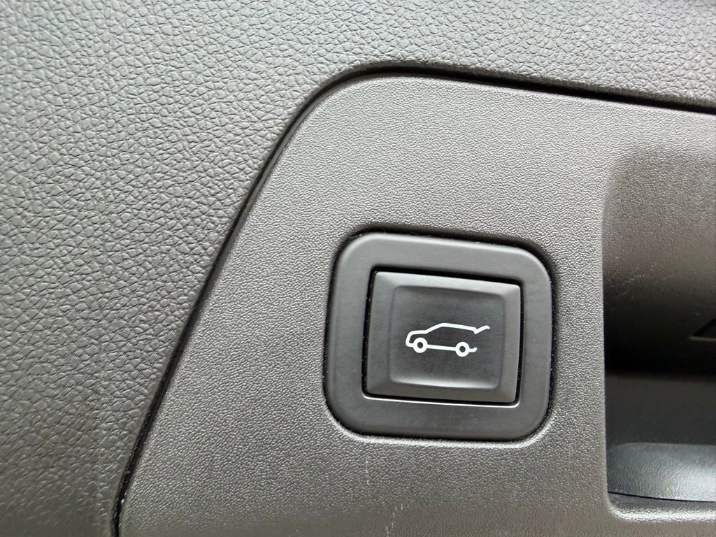 Certified 2024 Buick Envision Sport Touring AWD/4WD image 11
