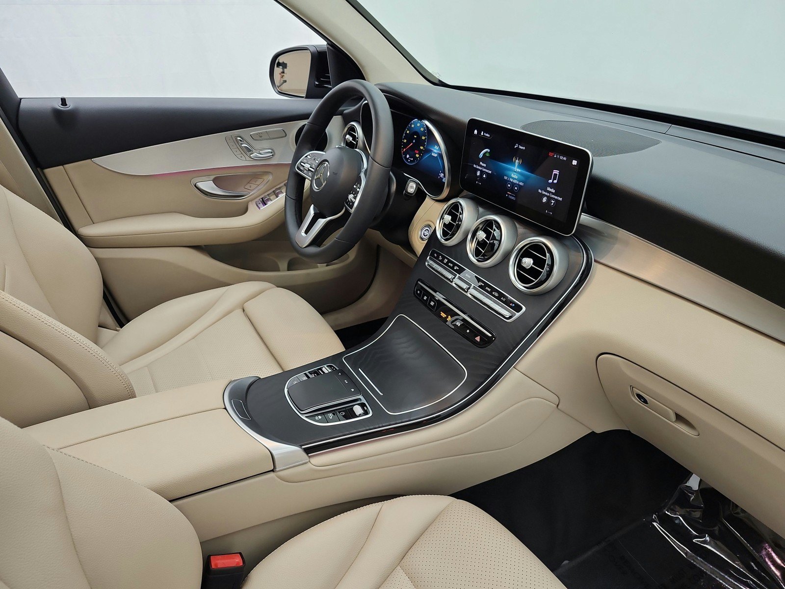Used 2022 Mercedes-Benz GLC 300 image 18