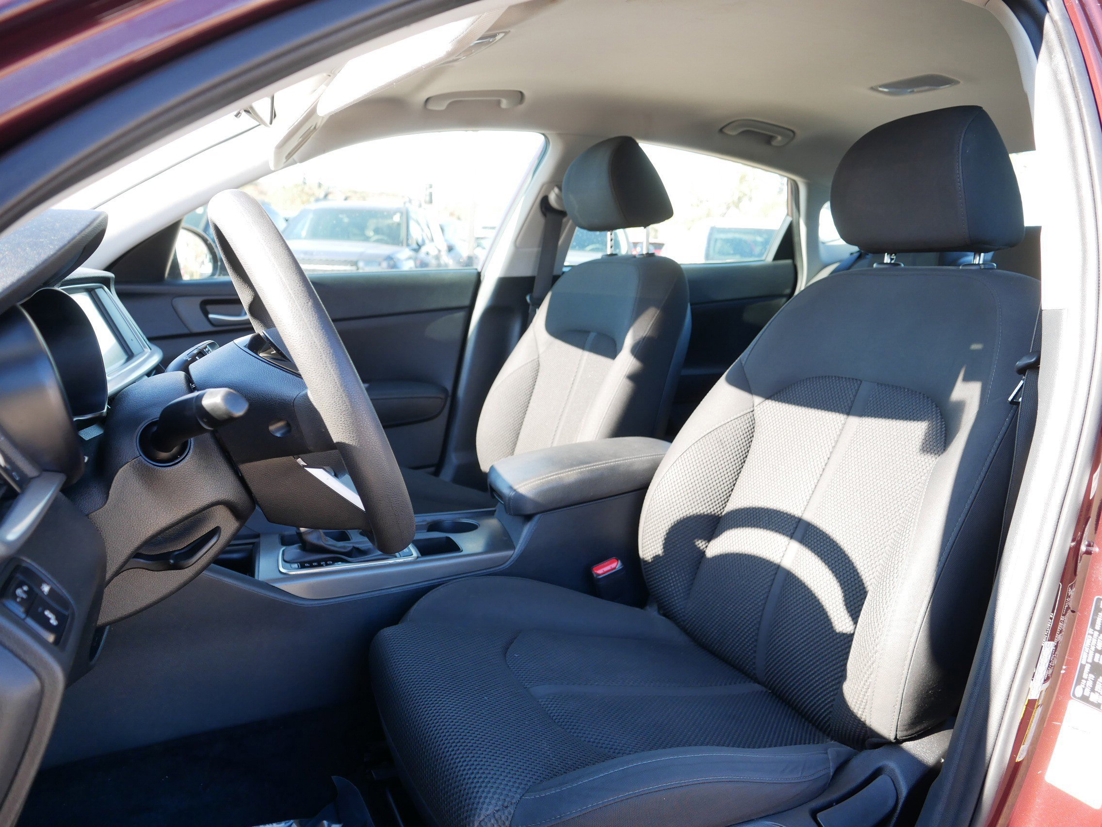 Used 2020 Kia Optima LX image 14