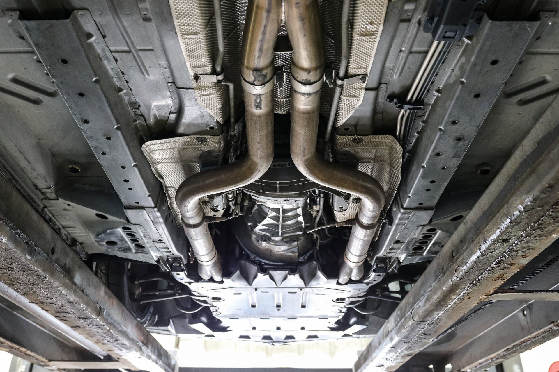 Used 2013 Chevrolet Camaro ZL1 image 27