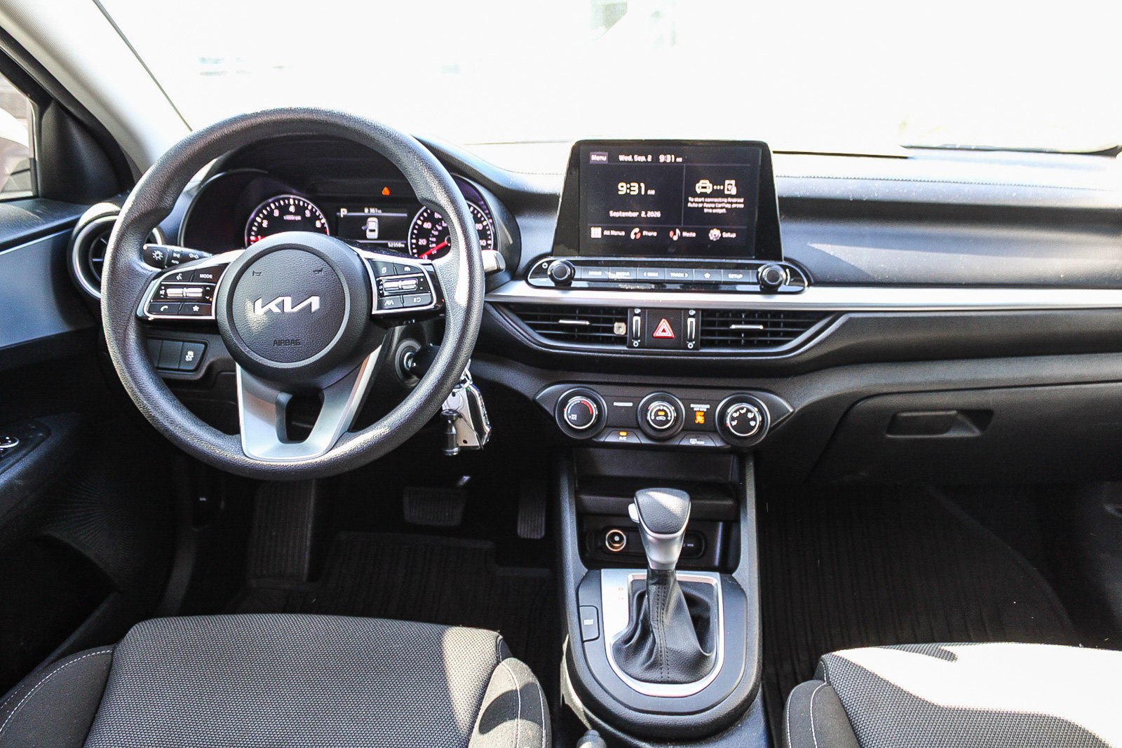 Used 2023 Kia Forte LXS FWD image 14
