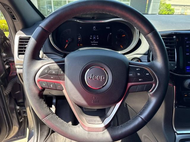 Used 2019 Jeep Grand Cherokee Limited image 29