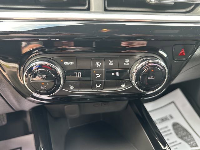 Used 2024 Chevrolet Trax RS image 27