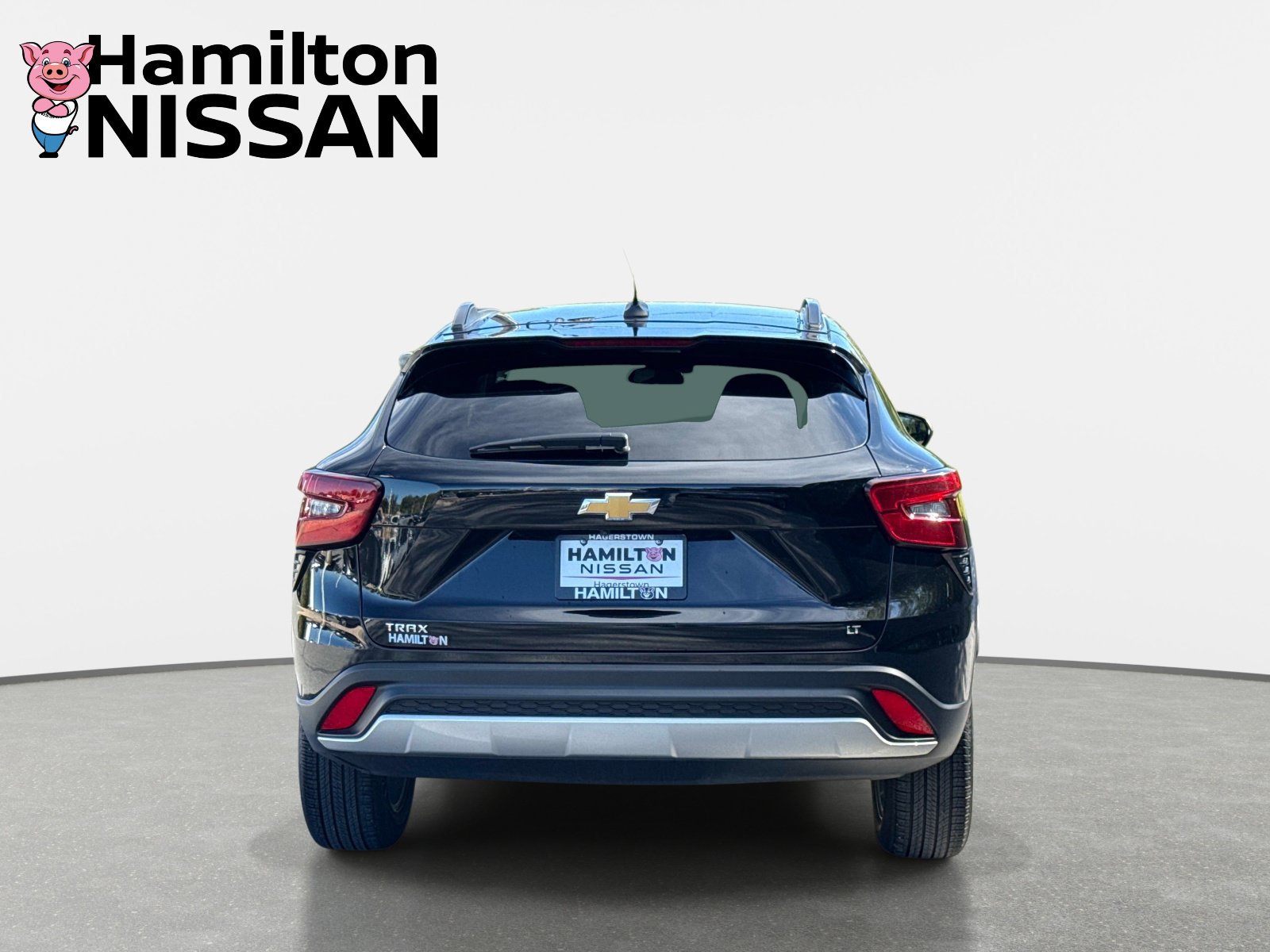 Used 2025 Chevrolet Trax LT FWD image 3
