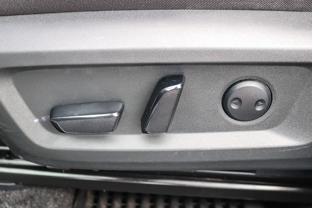 Used 2023 Nissan Rogue SV FWD image 21