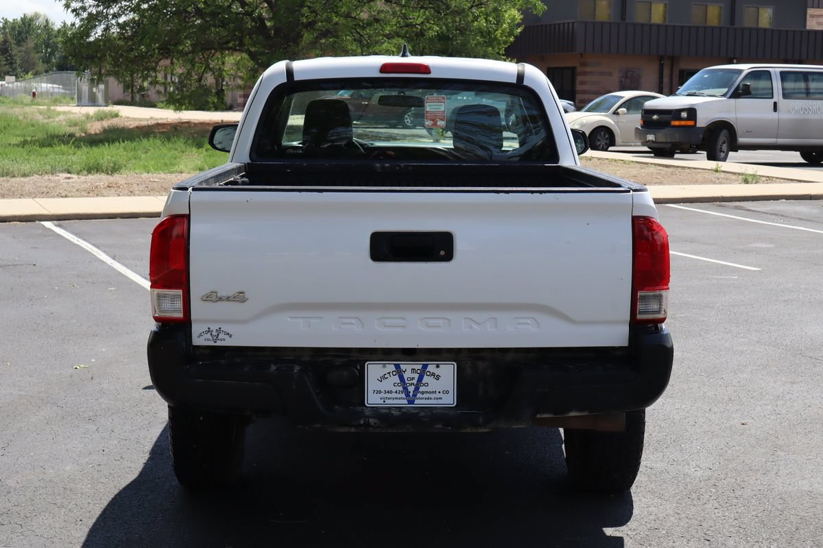 Used 2016 Toyota Tacoma SR AWD/4WD image 6