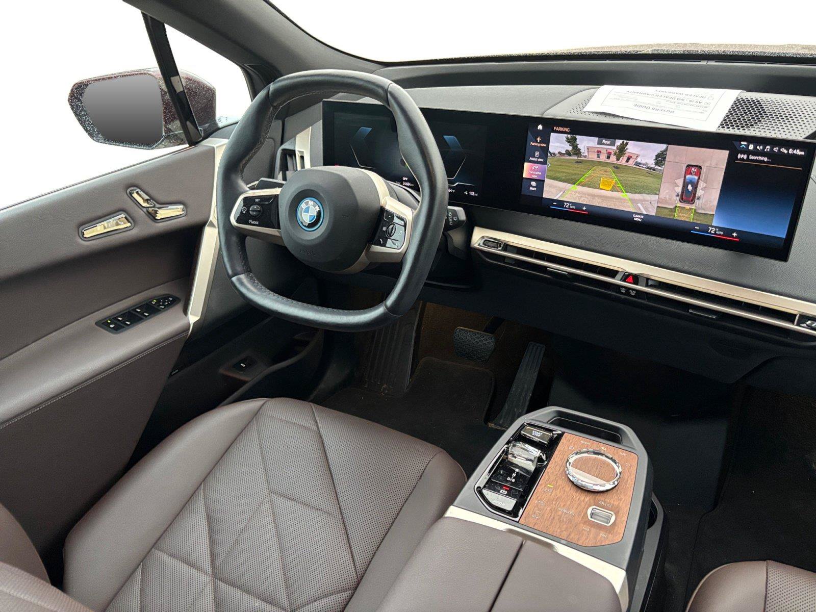 Used 2023 BMW iX xDrive50 w/ Premium Package AWD/4WD image 26