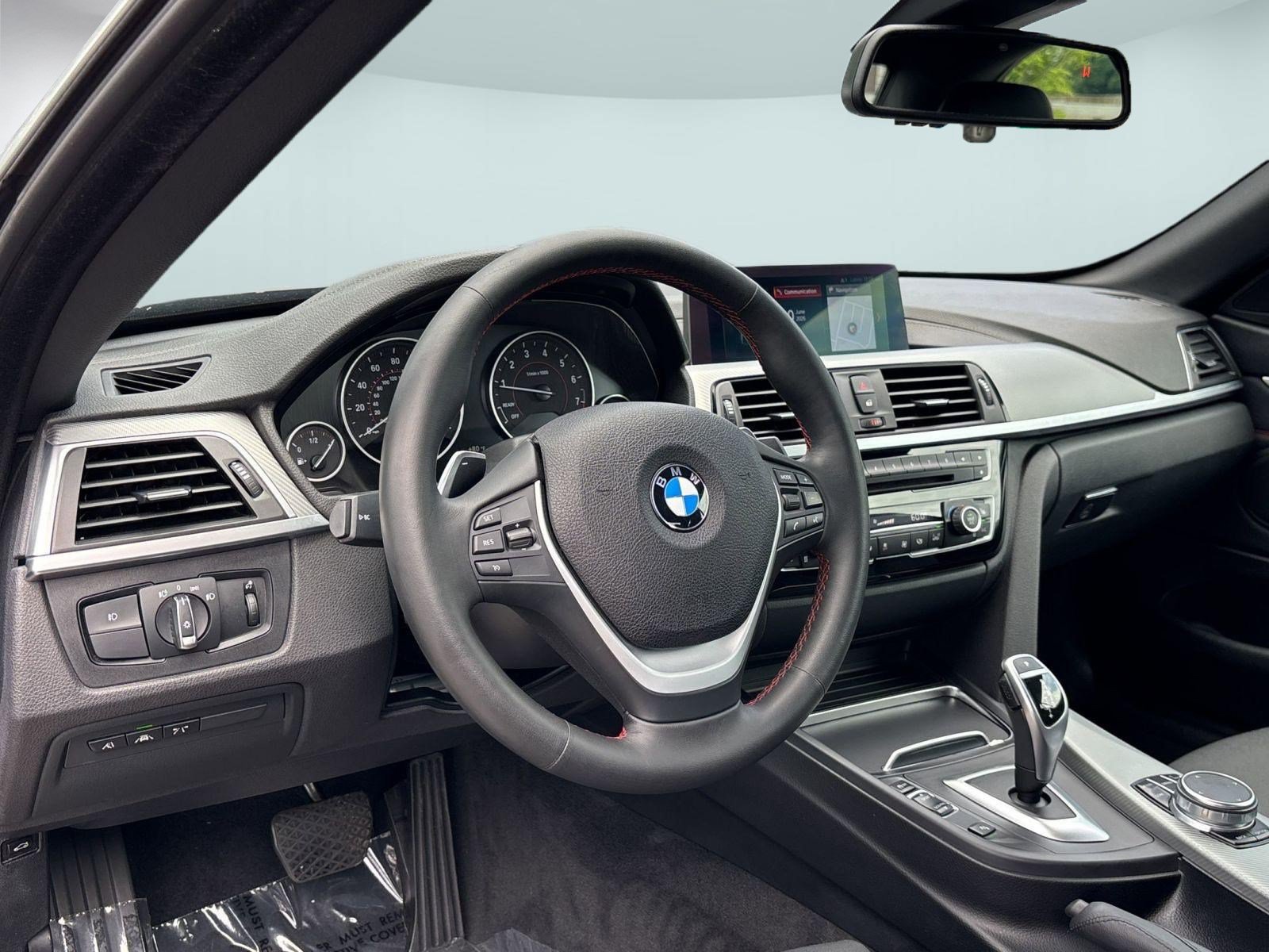 Used 2020 BMW 430i xDrive Convertible w/ Convenience Package AWD/4WD image 4