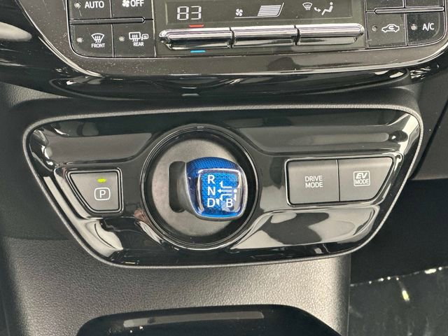 Used 2022 Toyota Prius XLE w/ Advanced Technology Package image 5