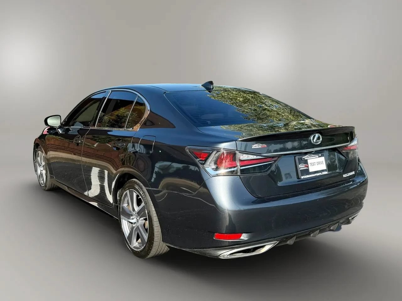Used 2017 Lexus GS 200t RWD image 3