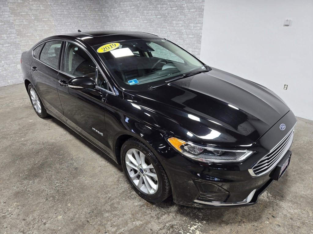Used 2019 Ford Fusion SEL image 62